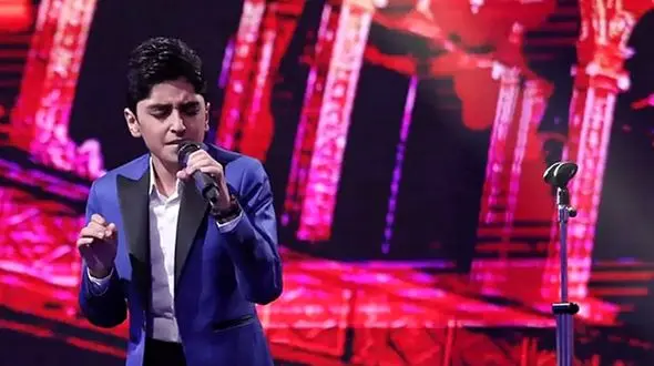 فیلم آواز باشکوه با  صدای بهشتی علی طولابی ! /  آهنگ زیبای لری واقعا حرف نداره !