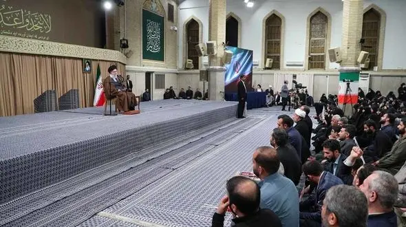 اختلاف جمهوری اسلامی و آمریکا، ذاتی است و نه تاکتیکی/ ۱۳ آبان روز افتخار و پیروزی است؛ این روز نباید از حافظه ملی پاک شود