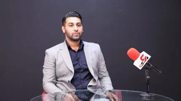 انعکاس رنج های کودکان کار در ساخته کن - پامنار اشکان درویشی ! / انتقاد تند از دلالی کثیف در سینما + فیلم گفتگو