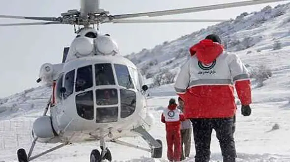 بارش شدید برف راه دسترسی ۵۰ روستای بروجرد را مسدود کرد