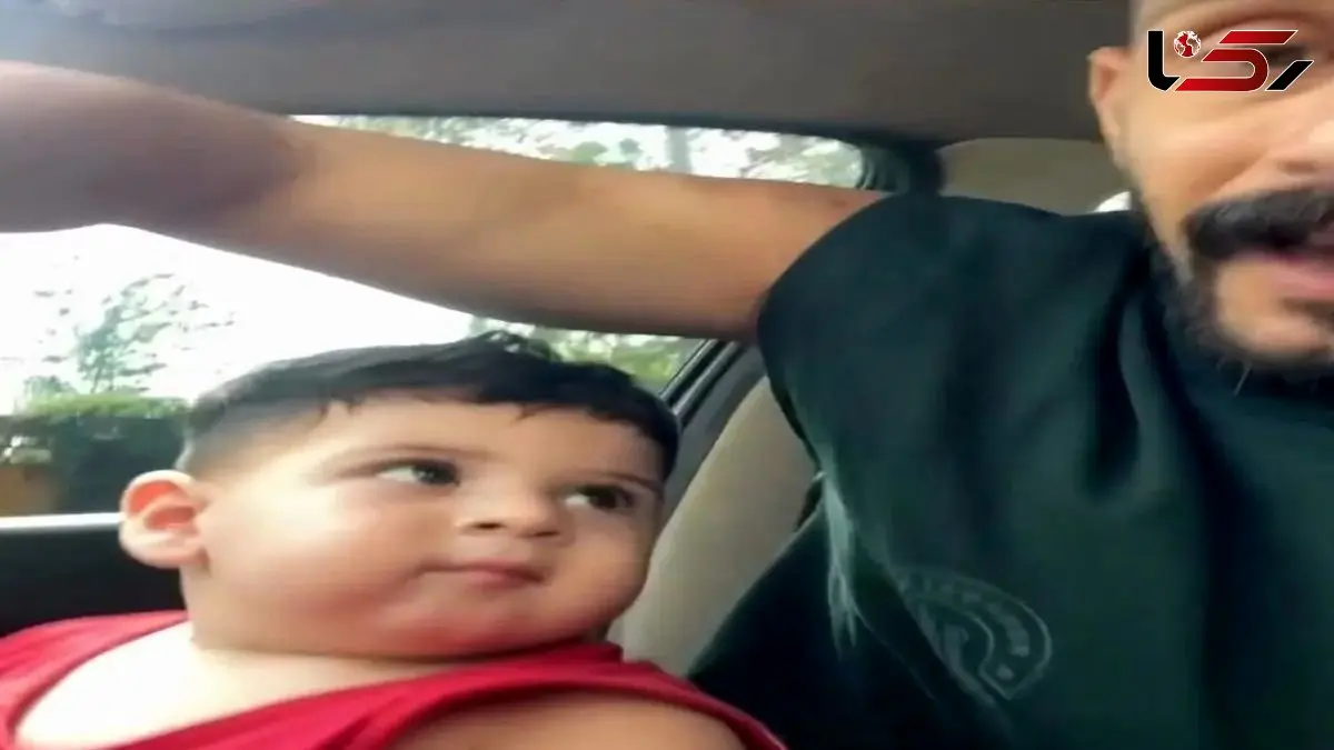 آواز شاد؛ بچه کوفته برنجی بغل باباش میرقصه دستاشو میبره بالا تشویق کنه براش دست بزنن