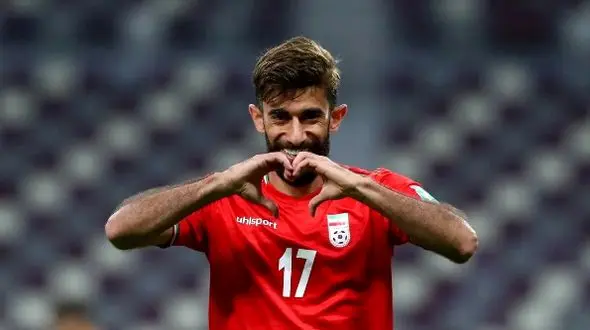 همه چیز در انتظار انتقال بزرگ فوتبال ایران / قلی زاده بالاخره پرسپولیسی می شود؟