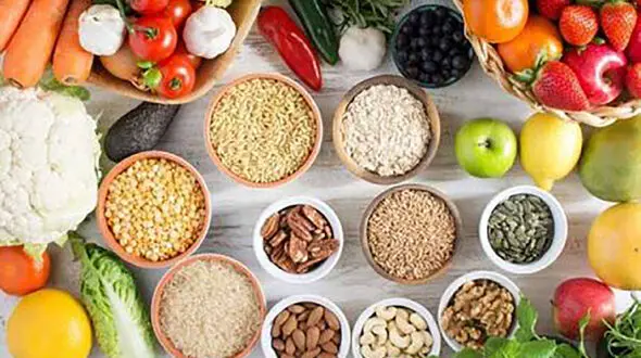 زنان برای افزایش عمر چه باید بخورند؟ 