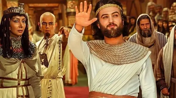 فیلم / حماس برای اسرای اسرائیلی «یوسف پیامبر» ایران را پخش کرده است / ببینید اسیر اسرائیلی چه می گوید ؟!