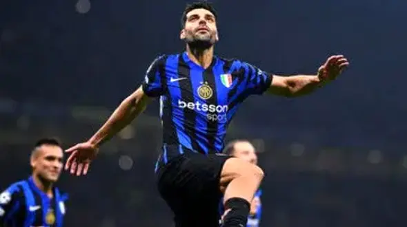 استوری متفاوت نعیمه نظام‌دوست برای مهدی طارمی + عکس