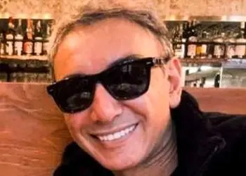 دانلود آهنگ باشکوه شادمهر عقیلی / میگن یکی تو زندگیته ... + متن کامل