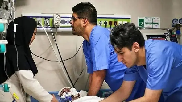  پرستاران در صف انتظار «فوق‌العاده خاص»/ شریعتی: سازمان نظام پرستاری منفعل است/ زنگ خطر فروپاشی سرمایه انسانی نظام سلامت