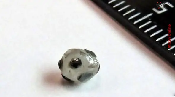 کشف الماس شبیه توپ فوتبال! +عکس 