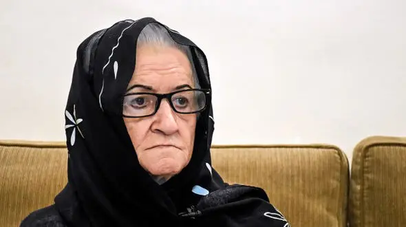 روایت پسر ملکه رنجبر از کمک‌های مادرش به زلزله زدگان بم