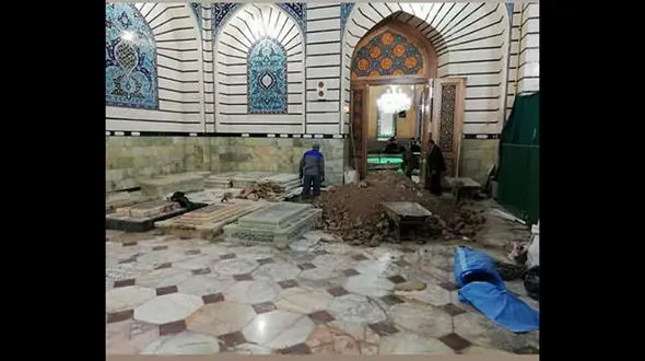 آماده سازی محل خاکسپاری آیت الله هاشمی شاهرودی در حرم حضرت معصومه(س)+عکس
