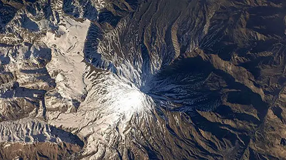 فوران انفجاری آتش فشان دماوند به زودی  + جزییات
