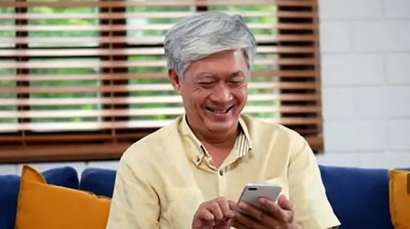 تاثیر موبایل روی حافظه سالمندان + فیلم