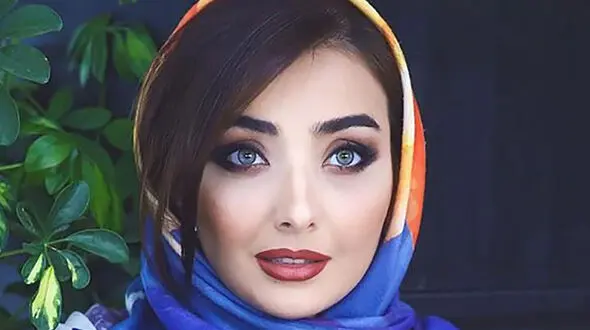 عکس های عجیب خانم بازیگر در ساحل دریا ! /  دریا مرادی کیست؟!
