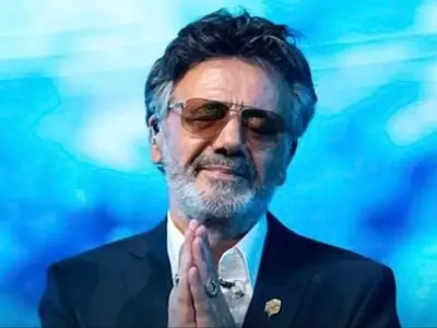 بشنوید صدای بهشتی معین / ترانه «حرف جدایی و نزن با من» 