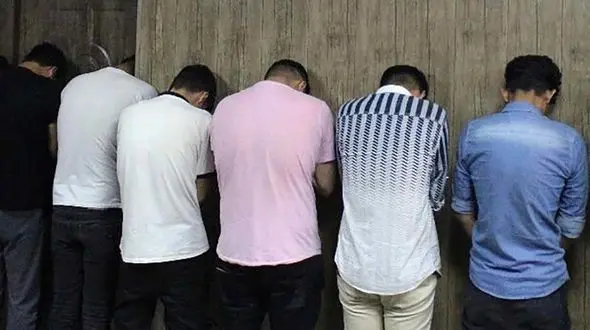 بازداشت عاملان تیراندازی های وحشت آور در آبادان