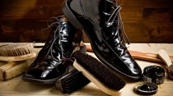 ترفندهای نگهداری طولانی مدت از کفش ها