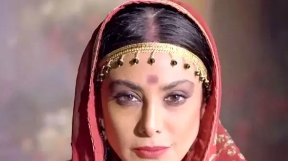 فیلم  رقص هندی آزاده صمدی در سریال «سووشون»  ! / با مجوز رسمی صدا و سیما منتشر شد