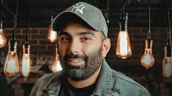 دانلود رایگان آهنگ احساسی «حالا حالاها» از مسعود صادقلو+ متن ترانه/حالا حالاها باهات حالت مجنونه دلم حالا حالاها حواسش پی بارونه دلم تنها اومدم شمال اما تو تهرونه دلم