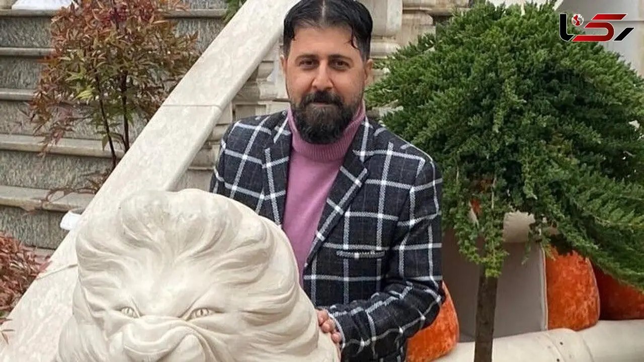 عکس ها / نگاهی به چیدمان منزل شاهانه و مجلل هومن حاجی عبداللهی بازیگر سریال « پایتخت» و همسر هنرمندش/ از مبلمان سلطنتی و مدرن و کتابخانه تا تابلوهای هنری و لوستر لوکس