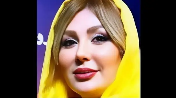عکس نیوشا ضیغمی با گوگوش در کنسرت خداحافظی ! / گوگوش خیلی کوتاهتر از خانم بازیگر ! 