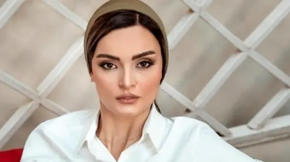 نیلوفر پارسا بیتای سریال آوای : لطفا من را نبوسید .... + عکس و هشدار زنانه خانم بازیگر