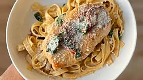 فیلم طرز تهیه مرغ Marry me Chicken