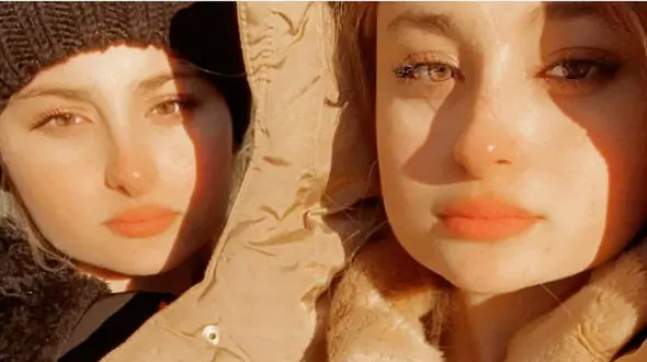 سارا و نیکا برای روز ولنتاین چه می کنند ! + عکس 