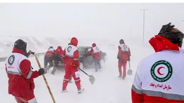 گرفتار شدن 750 نفر در برف خوزستان