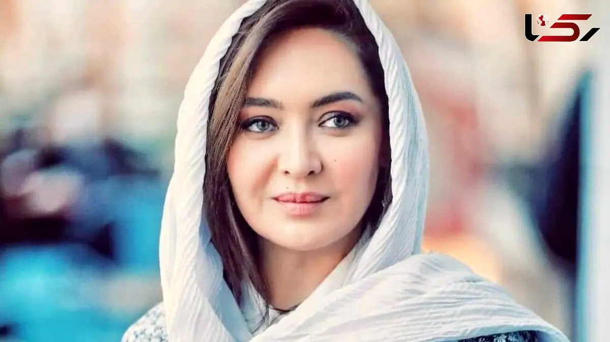 فیلم / نیکی کریمی: داشتم رستوران غذا می خوردم میز کناریم آقاهه گفت میرم دستشویی و گوشیشم می برد خانم گفت با گوشی؟ ... آقا گوشی رو کوبید رو میز