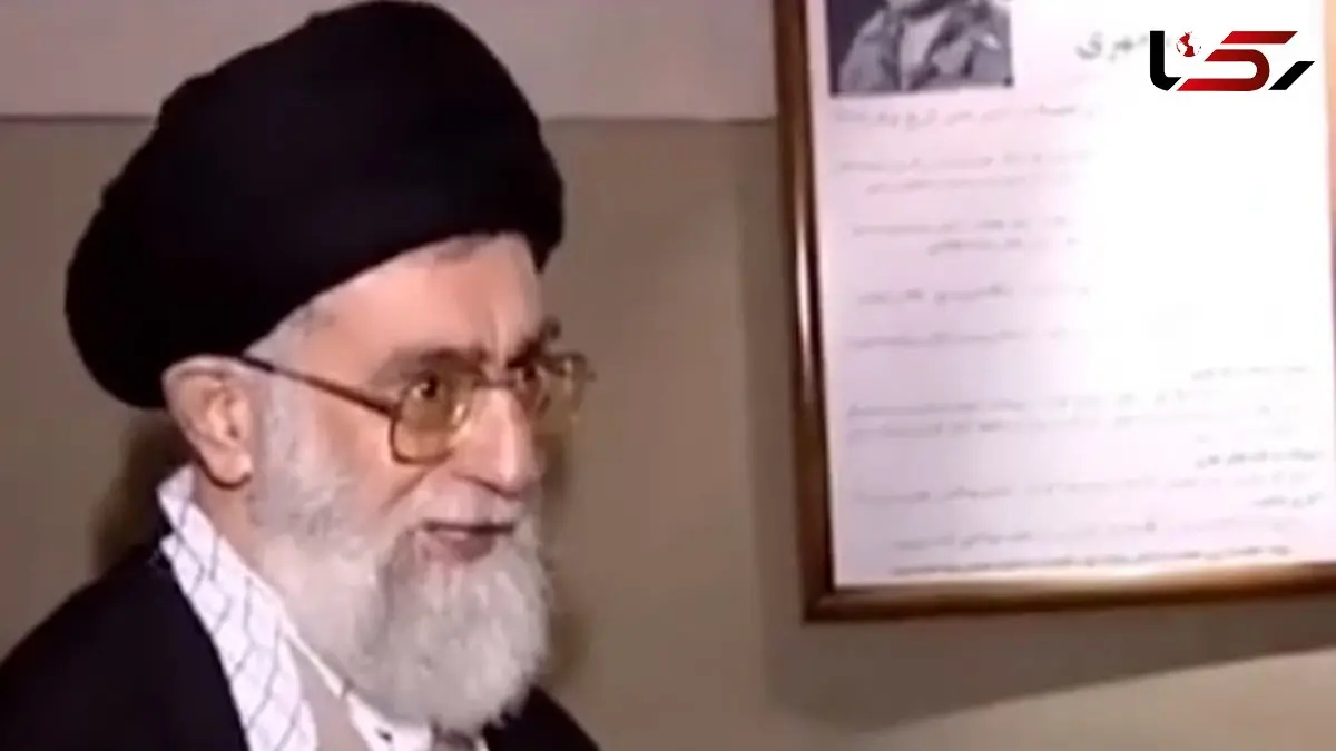 فیلم / رهبری شهید : بازجوی زندان بهم گفت تو مثل ماهی ای سر میخوری از دست / همین آقا بود در همین سلول که 8 ماه داخلش بودم  و ...
