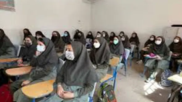 چراغ تعلیم و تربیت مدرسه رحمت آیین اصفهان روشن شد