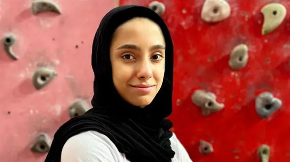 شاهکار دوباره شیر دختر ایرانی در سنگنوردی / سارینا غفاری بازهم طلا گرفت