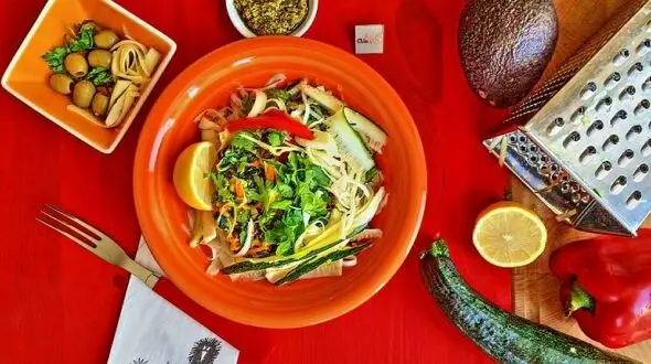 5 ترفند خوشمزه کردن مواد غذایی تلخ