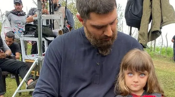 زیباترین دختر ایران در کنار پیمان معادی / آوا امیرزاده کیست؟