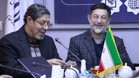 نقش مردم، دولت و متفکرین در سواد رسانه‌ای چیست