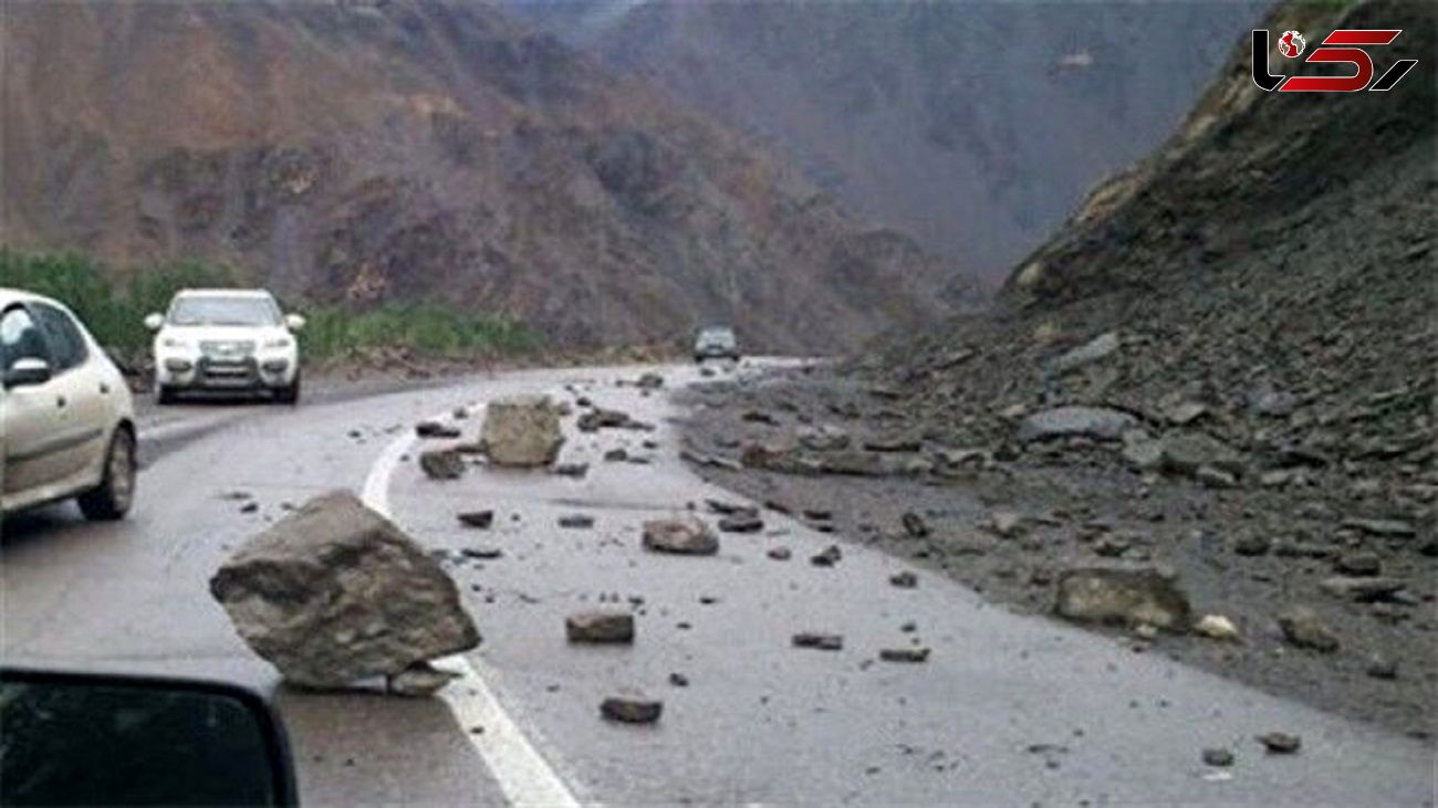 خطر ریزش کوه در جاده های مازندران 