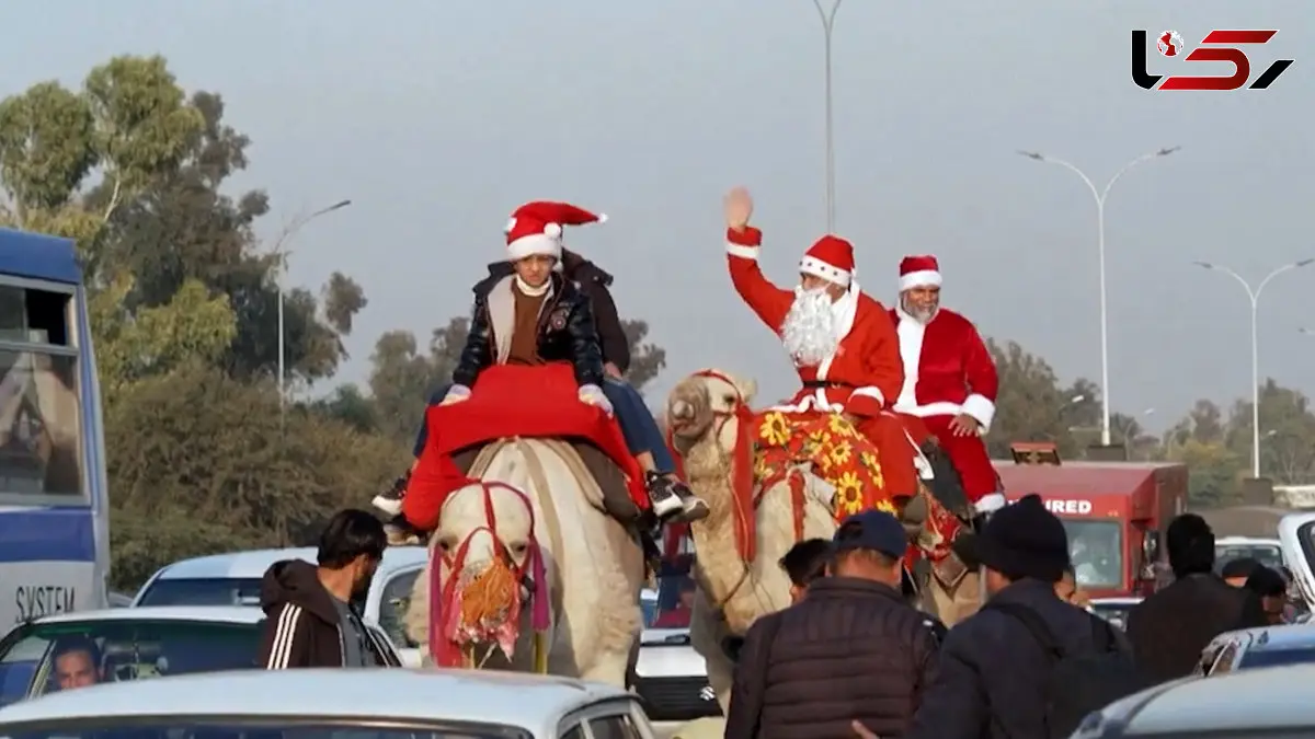 فیلم شترسواری و اسکی بازی بابانوئل ها