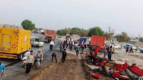 3 عکس تکاندهنده از بامداد خونین شوشتر / مرگ 10 زن و 6 مرد و کودک !
