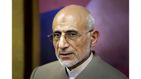  میرسلیم: انصراف نمی‌‌دهم 