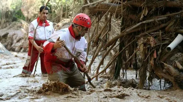 سرنوشت عجیب دندانپزشک و خانواده‌اش در یک قدمی مرگ / در شیروان رخ داد