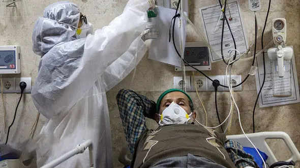 خطرات ابتلای میلیونی ایرانیان به کرونا / سرنوشت استراتژی ایمنی گله‌ای !