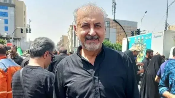 حضور رضا درویش در مراسم تشییع شهدای اقتدار ملی