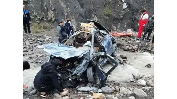 سقوط مرگبار سمند به در گلستان  