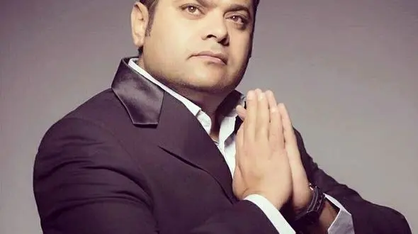 حال خواننده معروف پاپ ایرانی خوب نیست +عکس