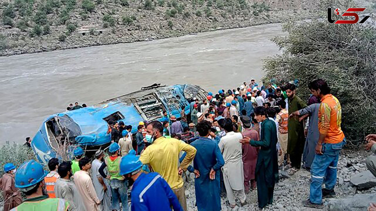 سقوط مرگبار اتوبوس مسافربری به دره / در پاکستان رخ داد + عکس