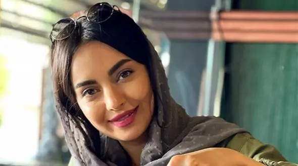 مهشید جوادی بازیگر ارومیه ای سریال بچه مهندس: دلتنگ روستامون هستم! .../  پدرم کشاورز بود... بزرگِ روستا پدربزرگ منه ...