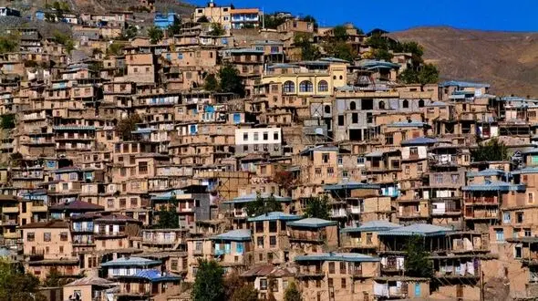 توقف بولدوزرهایی که قصد تخریب بافت تاریخی کنگ را داشتند/ به طور موقت با تلاش مردمی