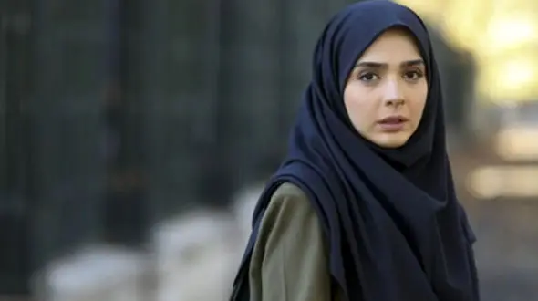 زیبایی فوق جادویی یاسمنِ سریال لحظه گرگ‌و‌میش در لباس مادر روحانی + عکس خیره کننده