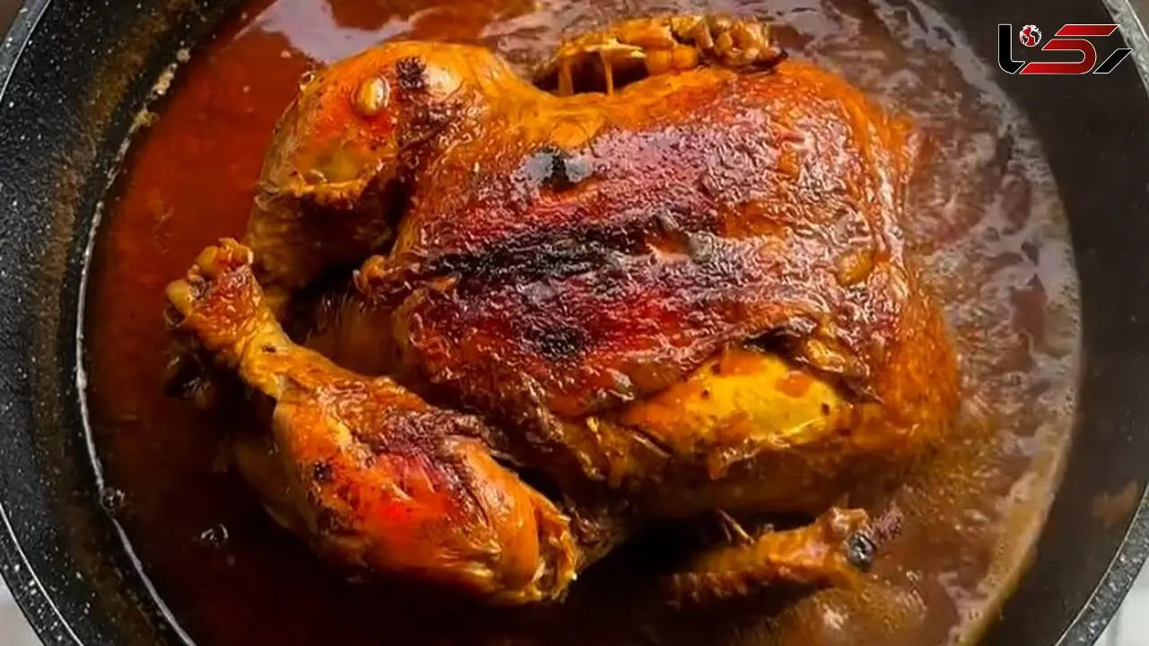 طرز پخت مرغ شکم پر قابلمه‌ای / فیلم