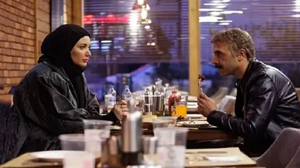 سانسور عجیب سکانس های عاشقانه یک سریال در تلویزیون! + عکس